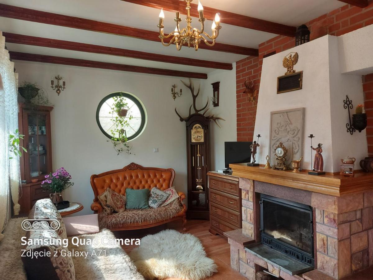 Bieszczadzki Dworek Ustrzyki Dolne Exterior foto