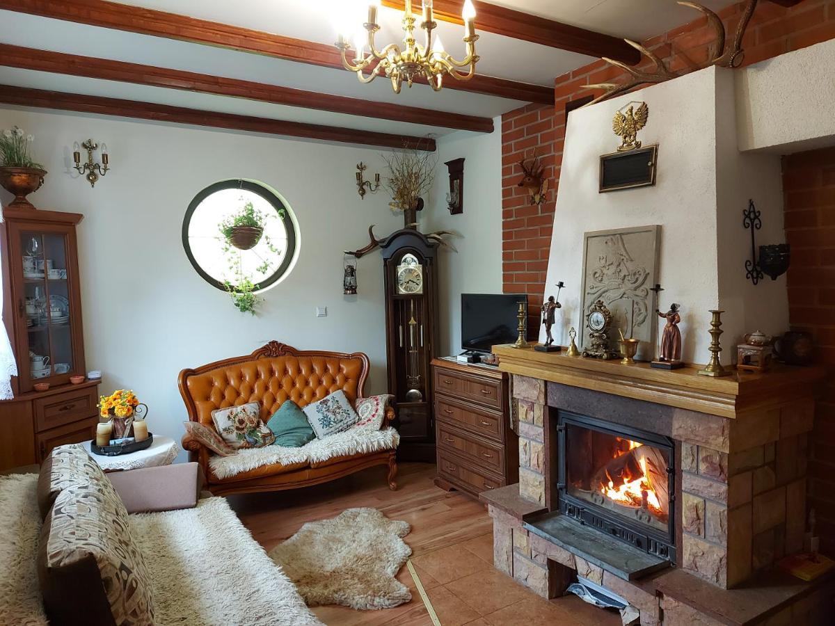 Bieszczadzki Dworek Ustrzyki Dolne Exterior foto